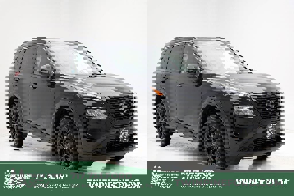 Used 2023 Nissan Rogue SV w/ SV Premium Package image 1