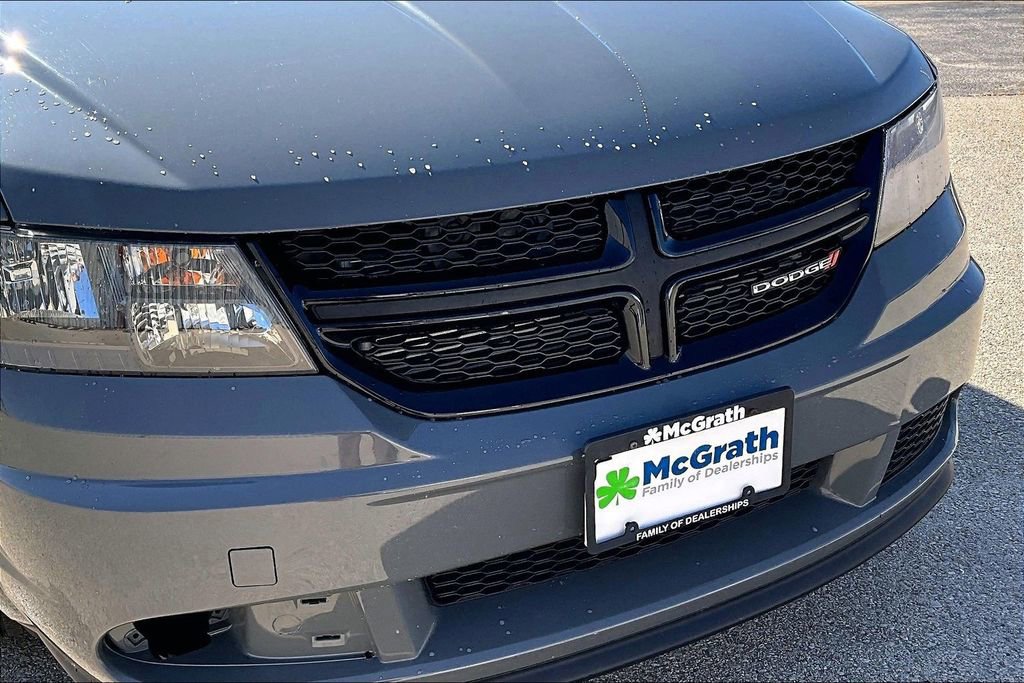 Used 2020 Dodge Journey SE w/ SE Popular Equipment Group image 28