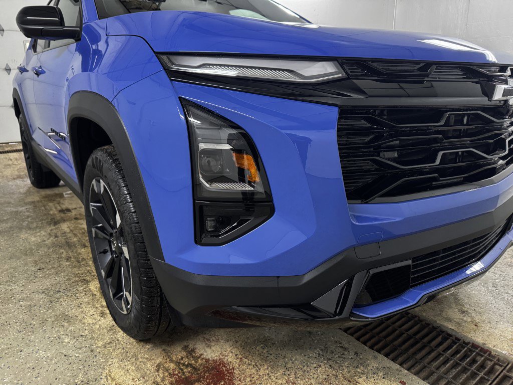 New 2026 Chevrolet Equinox RS w/ Safety and Technology Package image 2