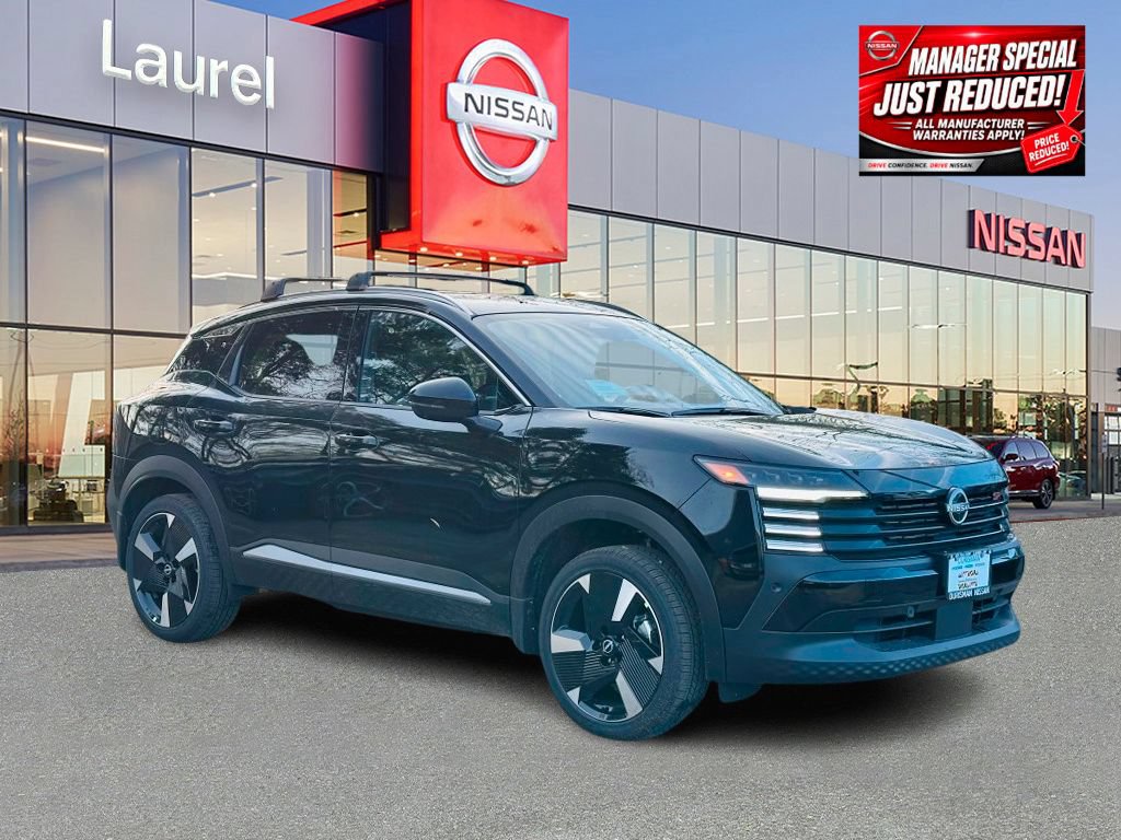 New 2025 Nissan Kicks SR w/ Illumination Package
