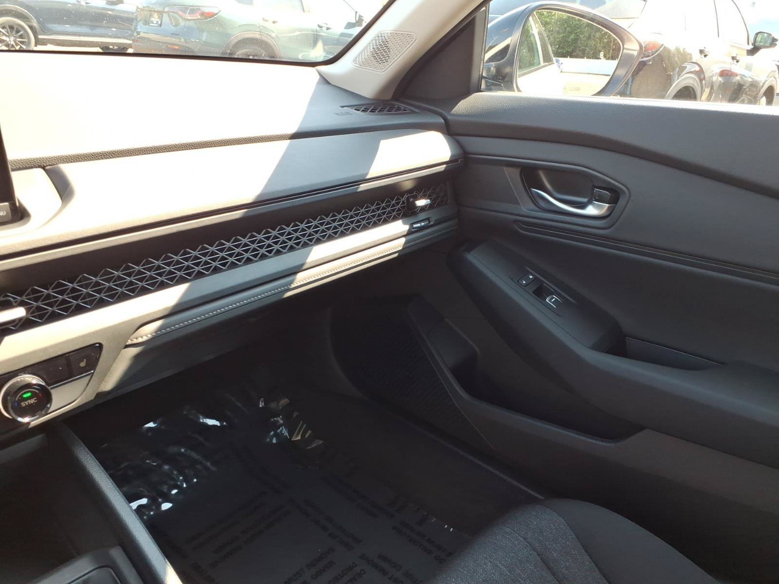 Certified 2025 Honda Accord SE image 23