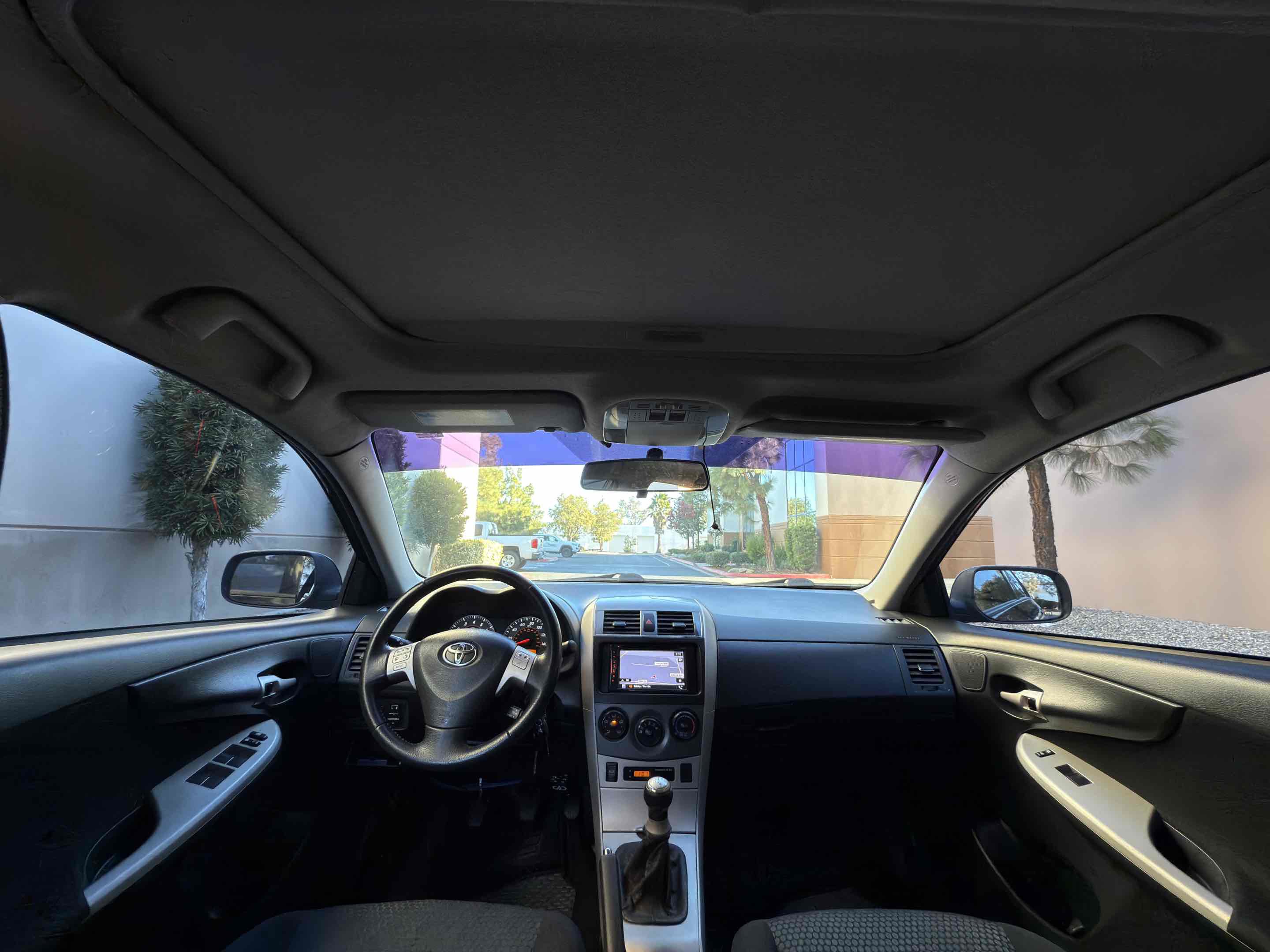 Used 2010 Toyota Corolla XRS image 21