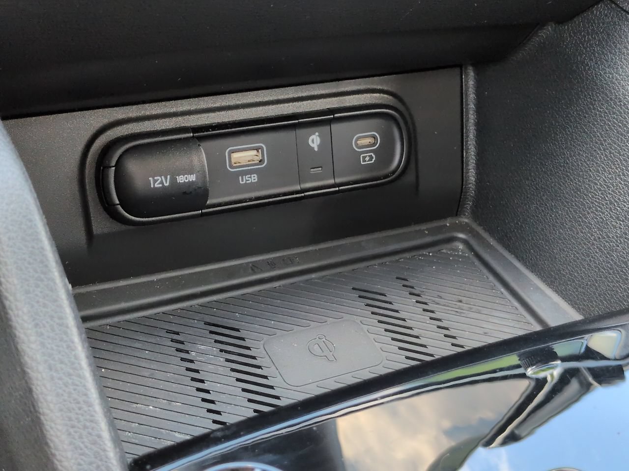 Certified 2024 Kia Sportage EX FWD image 22