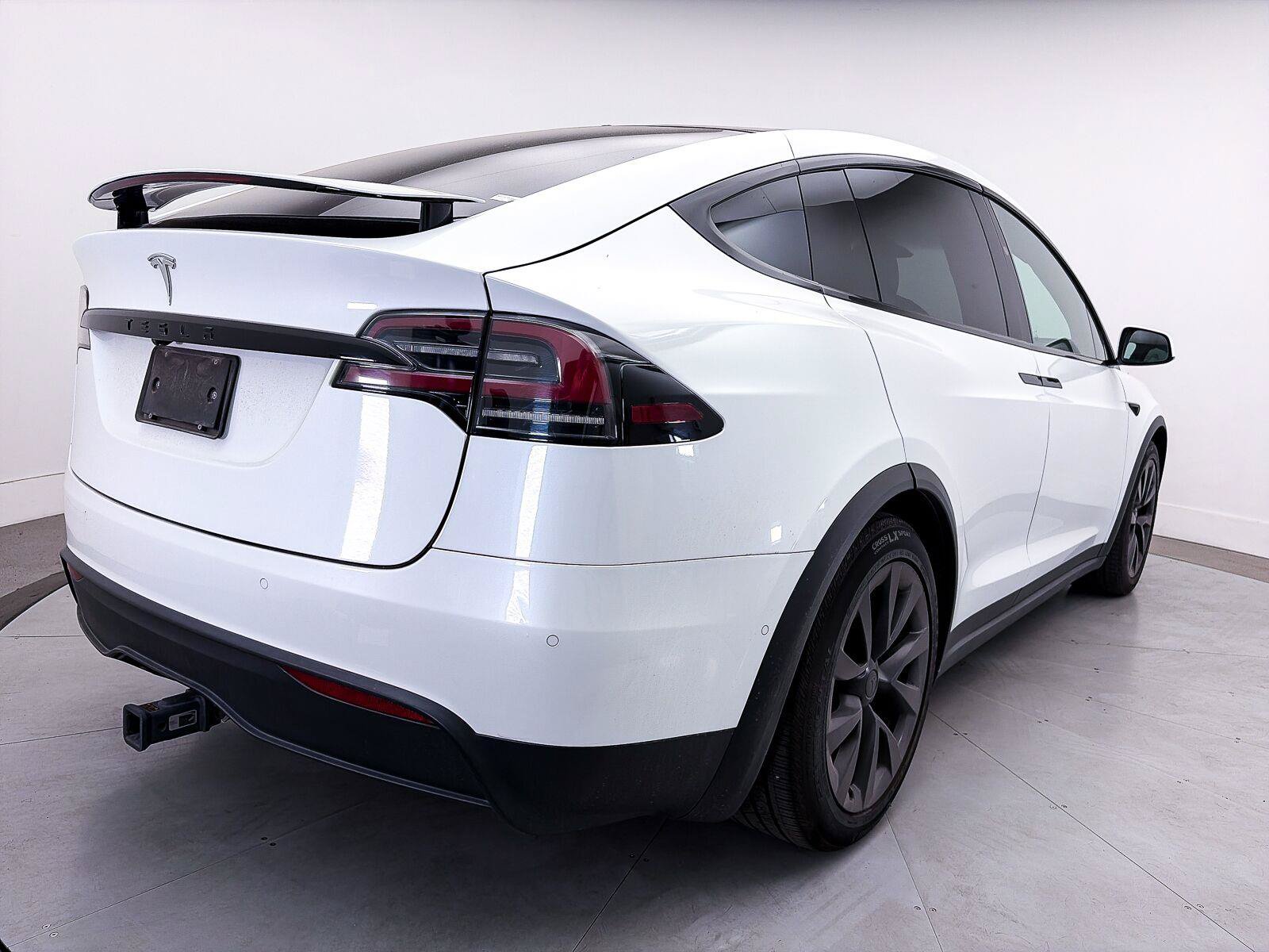 Used 2022 Tesla Model X AWD/4WD image 15