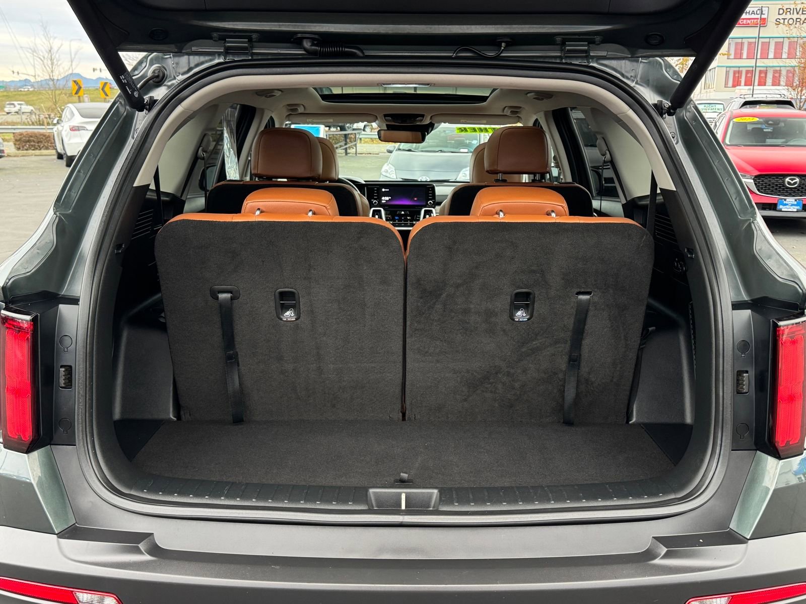 Used 2021 Kia Sorento SX Prestige image 25