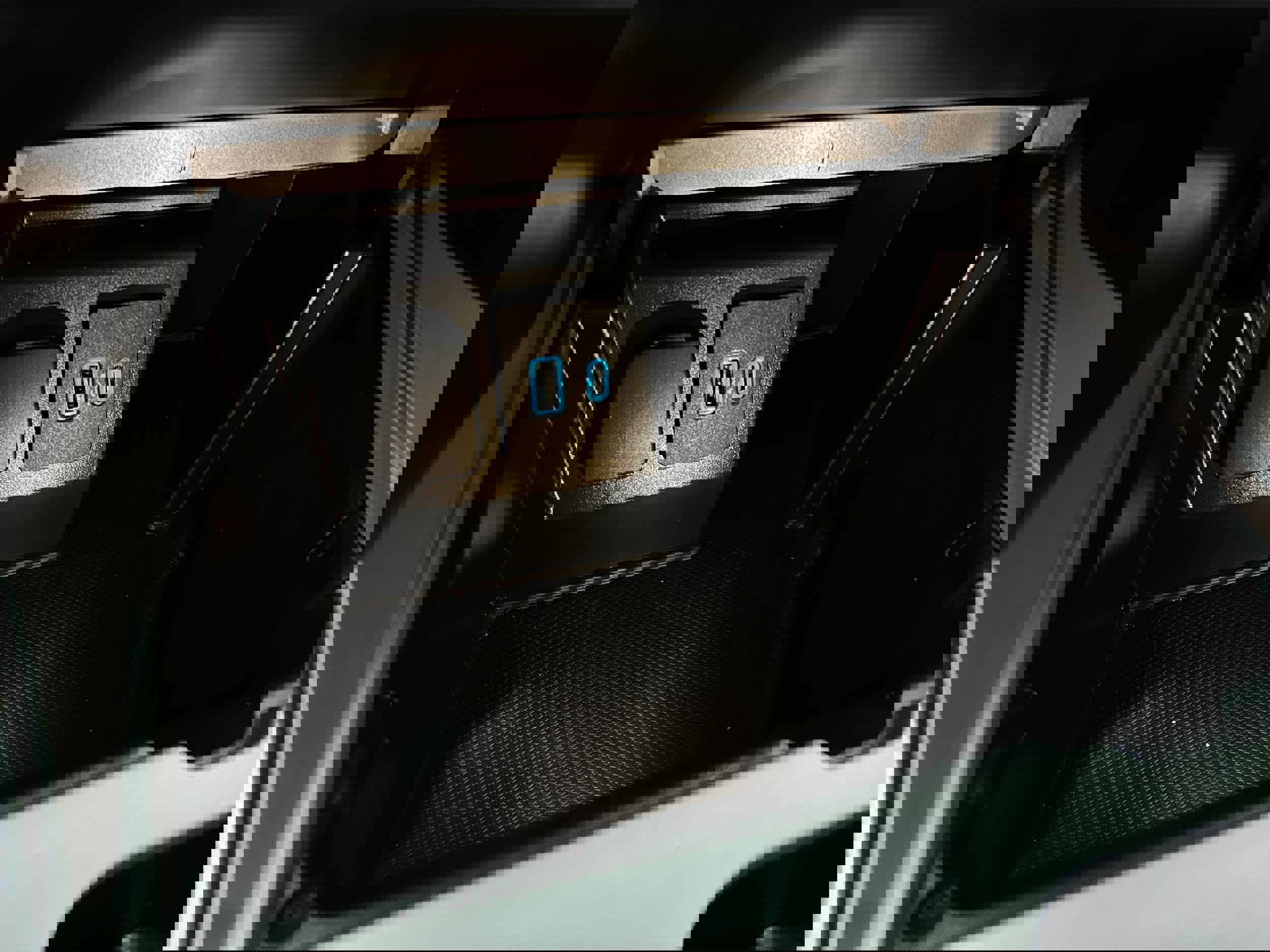 Used 2020 Ford Explorer Limited image 10