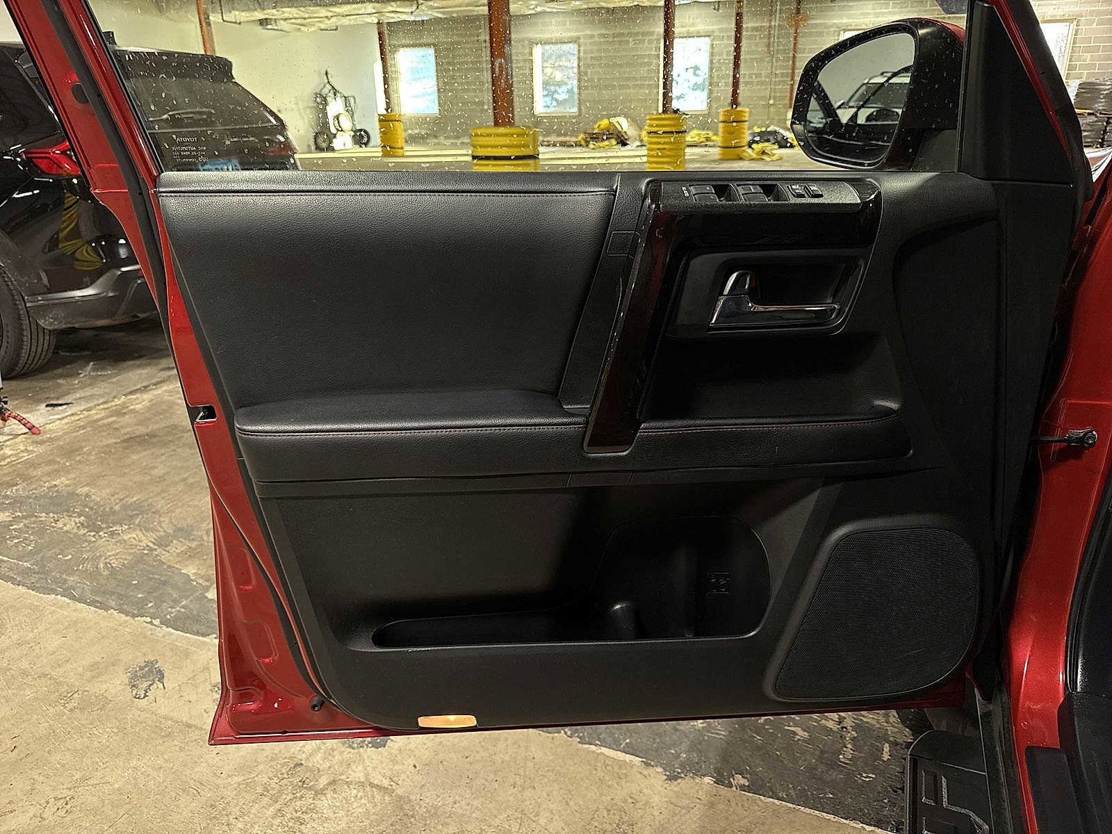 Used 2020 Toyota 4Runner TRD Off-Road Premium image 31