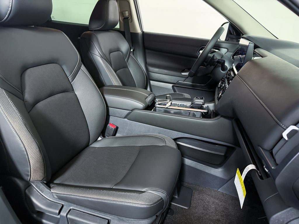 New 2026 Nissan Pathfinder SL AWD/4WD image 11
