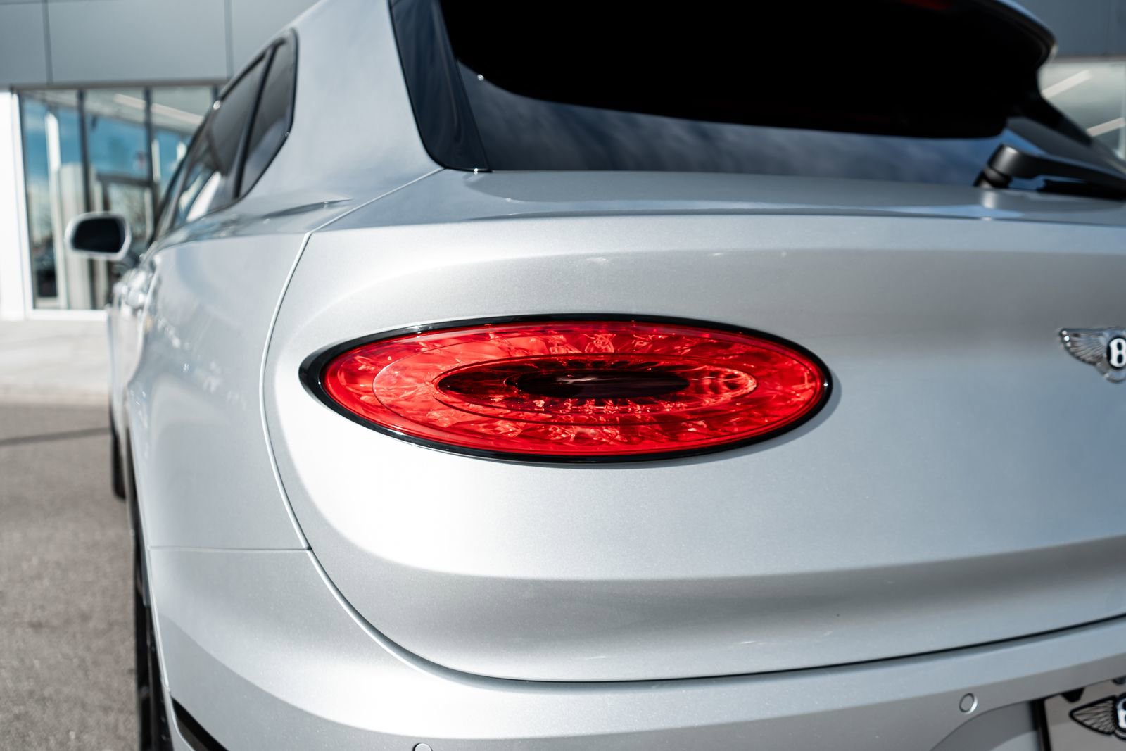 Certified 2023 Bentley Bentayga Extended Wheelbase image 12
