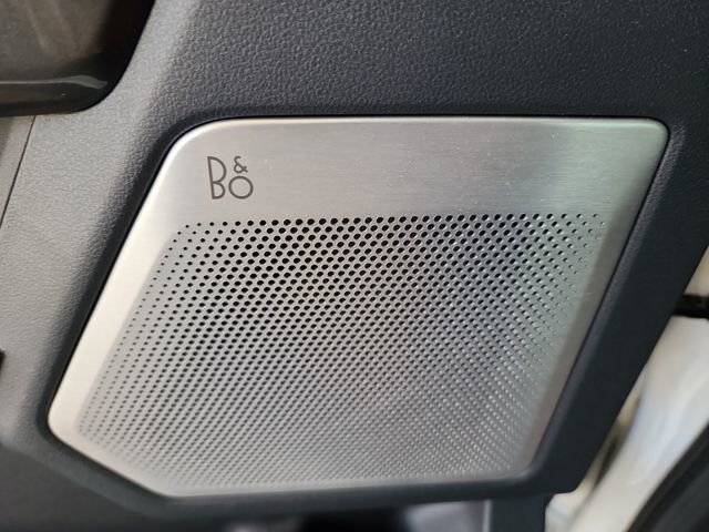 Used 2023 Ford F150 Lariat w/ Equipment Group 502A High image 17