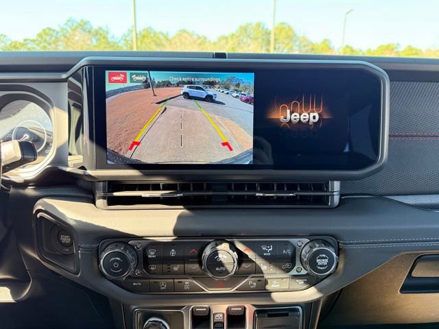 New 2026 Jeep Wrangler Unlimited Rubicon image 18