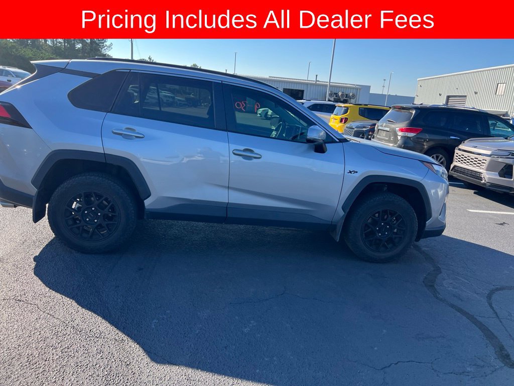 Used 2024 Toyota RAV4 XLE FWD image 15