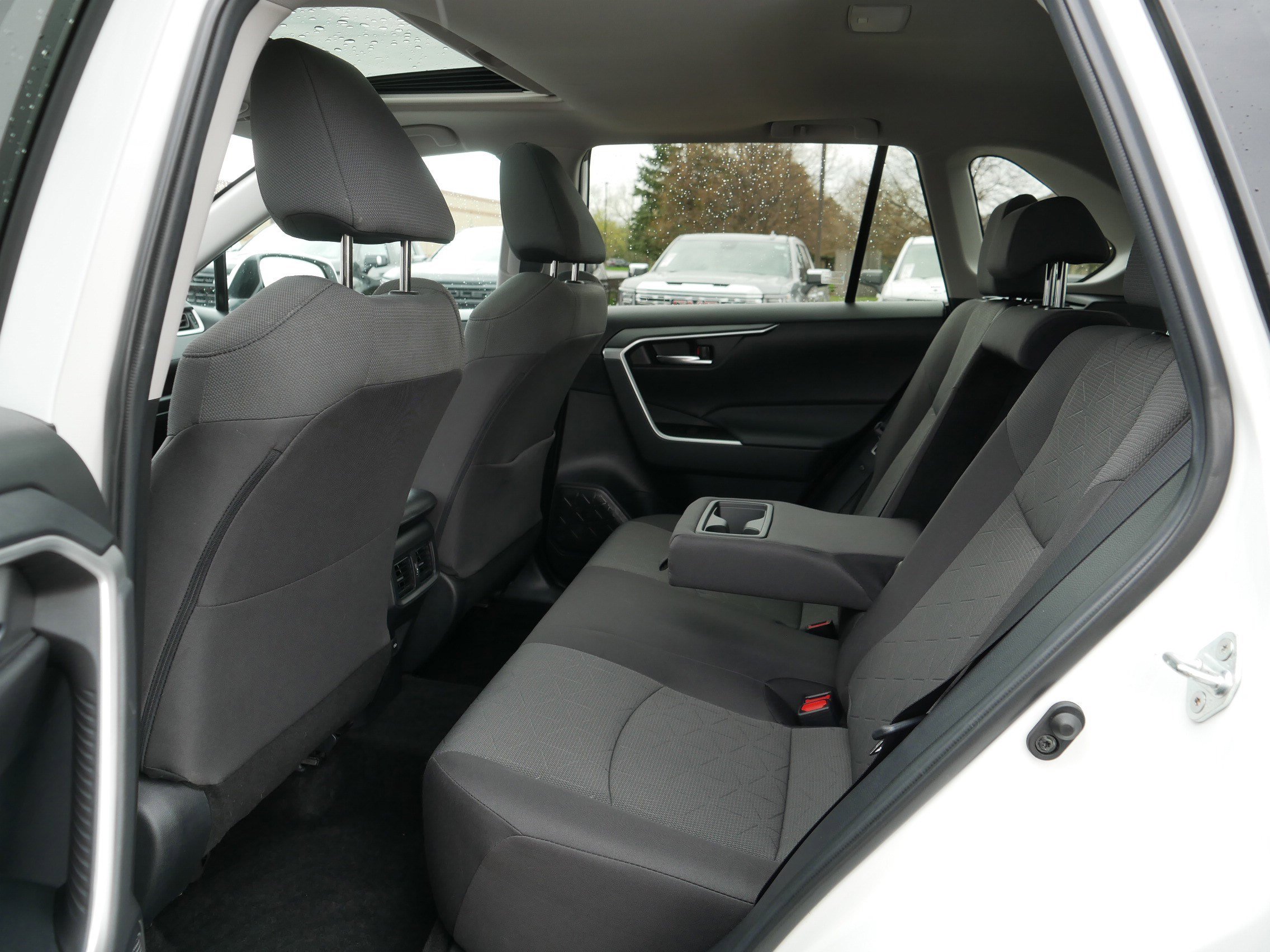 Used 2022 Toyota RAV4 XLE w/ Convenience Package AWD/4WD image 35