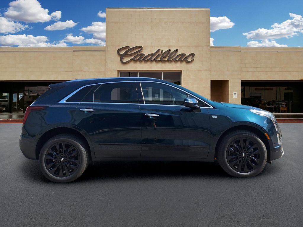 New 2026 Cadillac XT5 Premium Luxury w/ LPO, ONYX Package FWD image 2