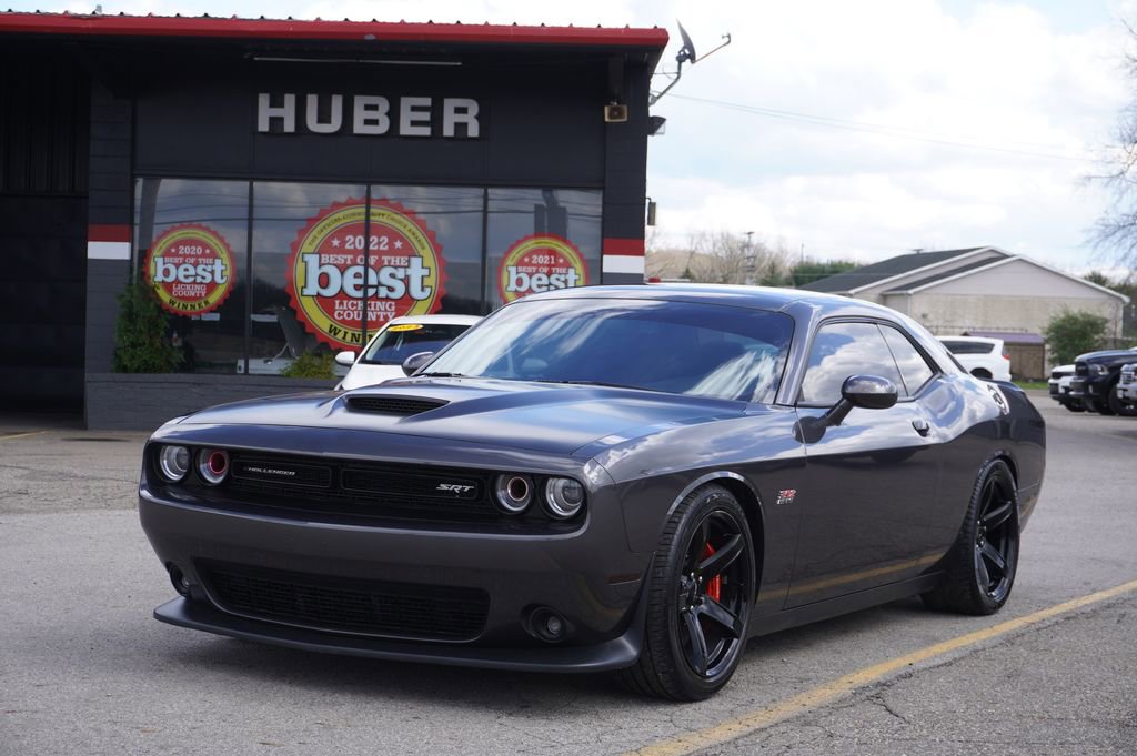 Used 2018 Dodge Challenger SRT image 3