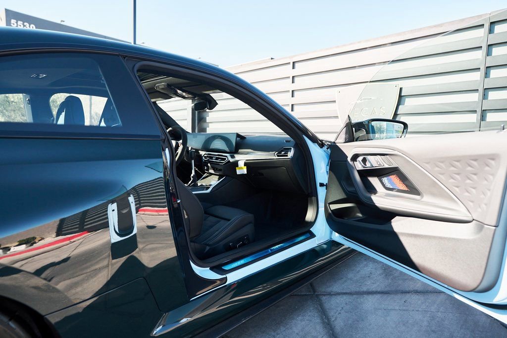 Used 2024 BMW M2 w/ Lighting Package RWD image 33