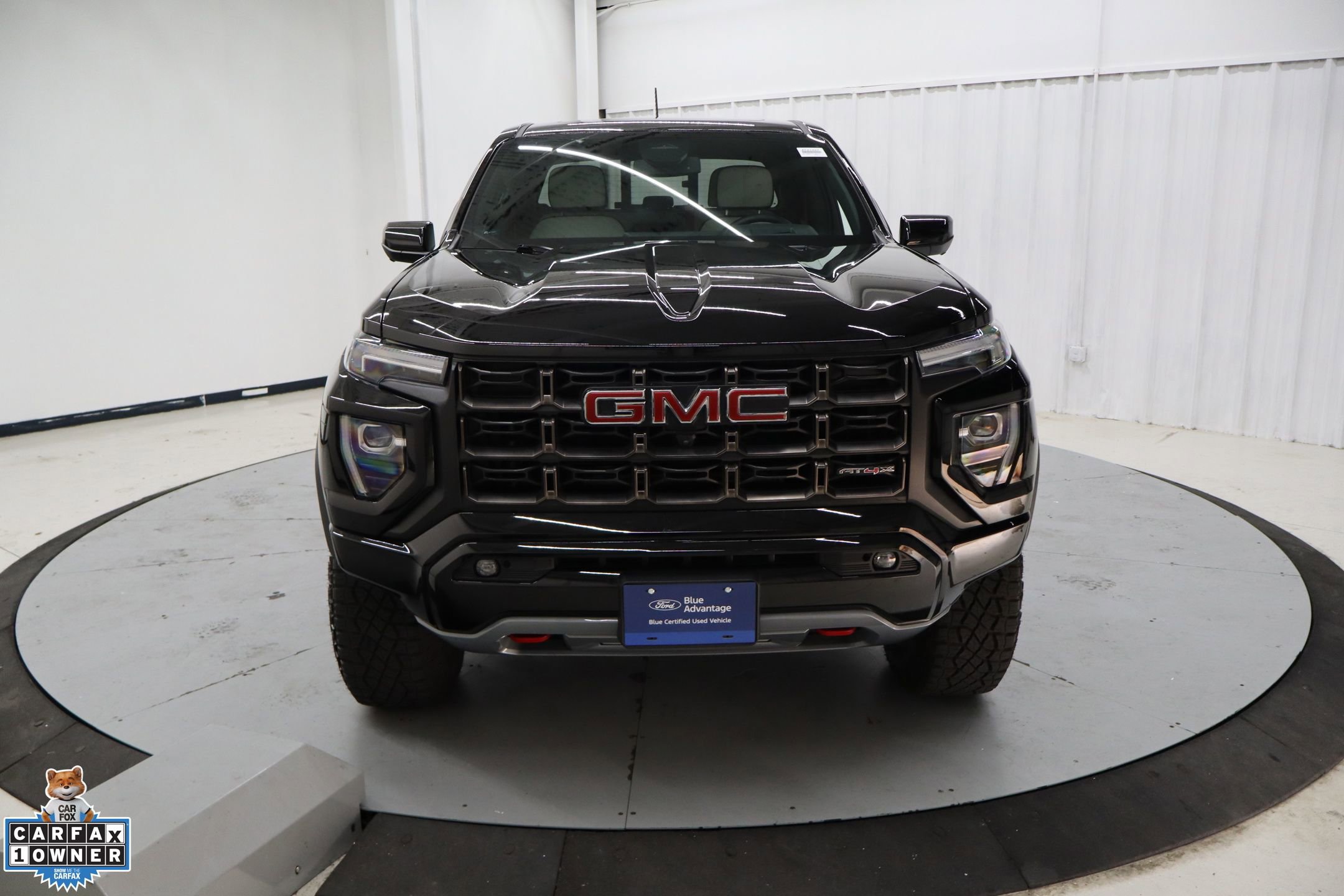 Used 2024 GMC Canyon AT4X AWD/4WD image 8