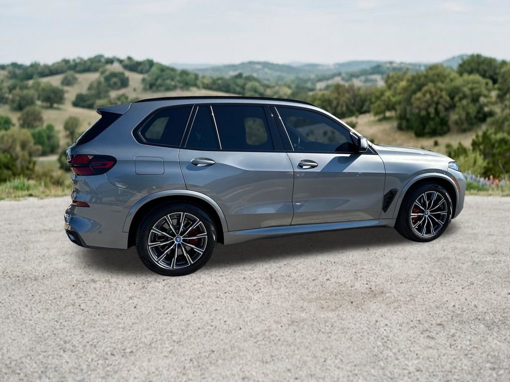 Used 2025 BMW X5 xDrive50e w/ M Sport Package AWD/4WD image 11