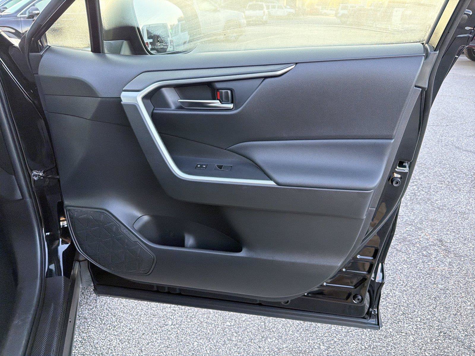 Used 2021 Toyota RAV4 XLE Premium FWD image 13