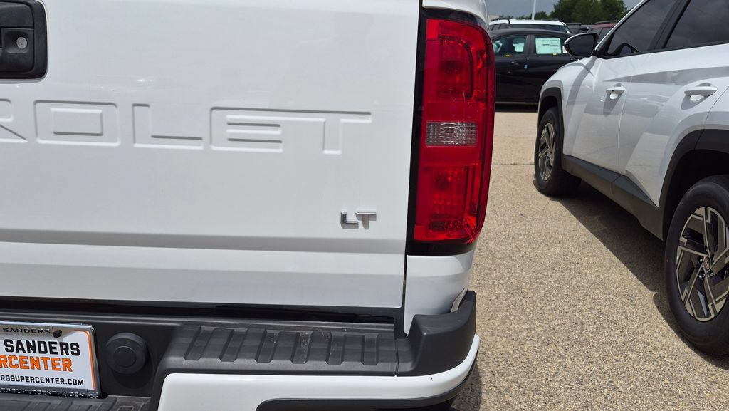 Used 2022 Chevrolet Colorado LT w/ Fleet Safety Package RWD image 7