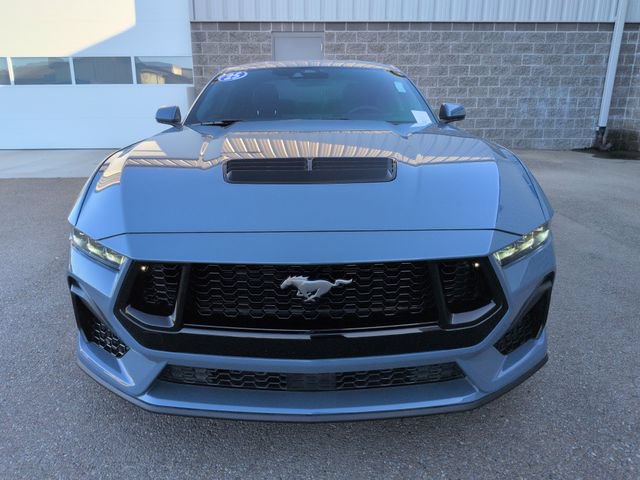 Used 2025 Ford Mustang GT RWD image 8
