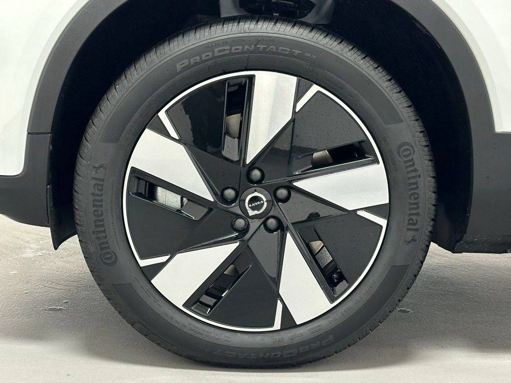 Certified 2024 Volvo XC40 Recharge Core w/ Protection Package Premier image 24