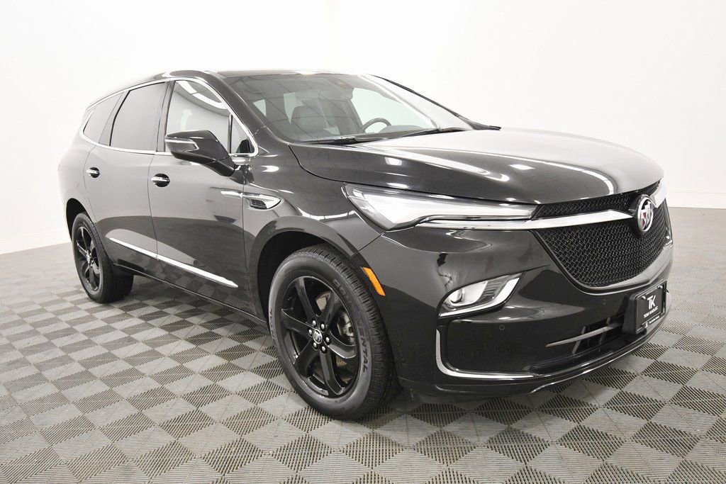Used 2023 Buick Enclave Essence w/ Sport Touring Edition AWD/4WD image 10
