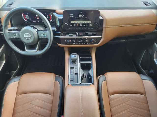 Used 2025 Nissan Pathfinder Platinum w/ Lighting Package (N93) FWD image 27