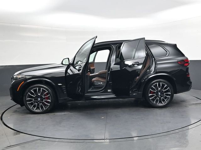 New 2026 BMW X5 xDrive40i w/ M Sport Package AWD/4WD image 40