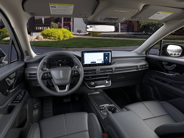 New 2024 Lincoln Corsair Grand Touring AWD/4WD image 9