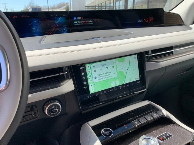 New 2026 Lincoln Navigator L Black Label AWD/4WD image 29