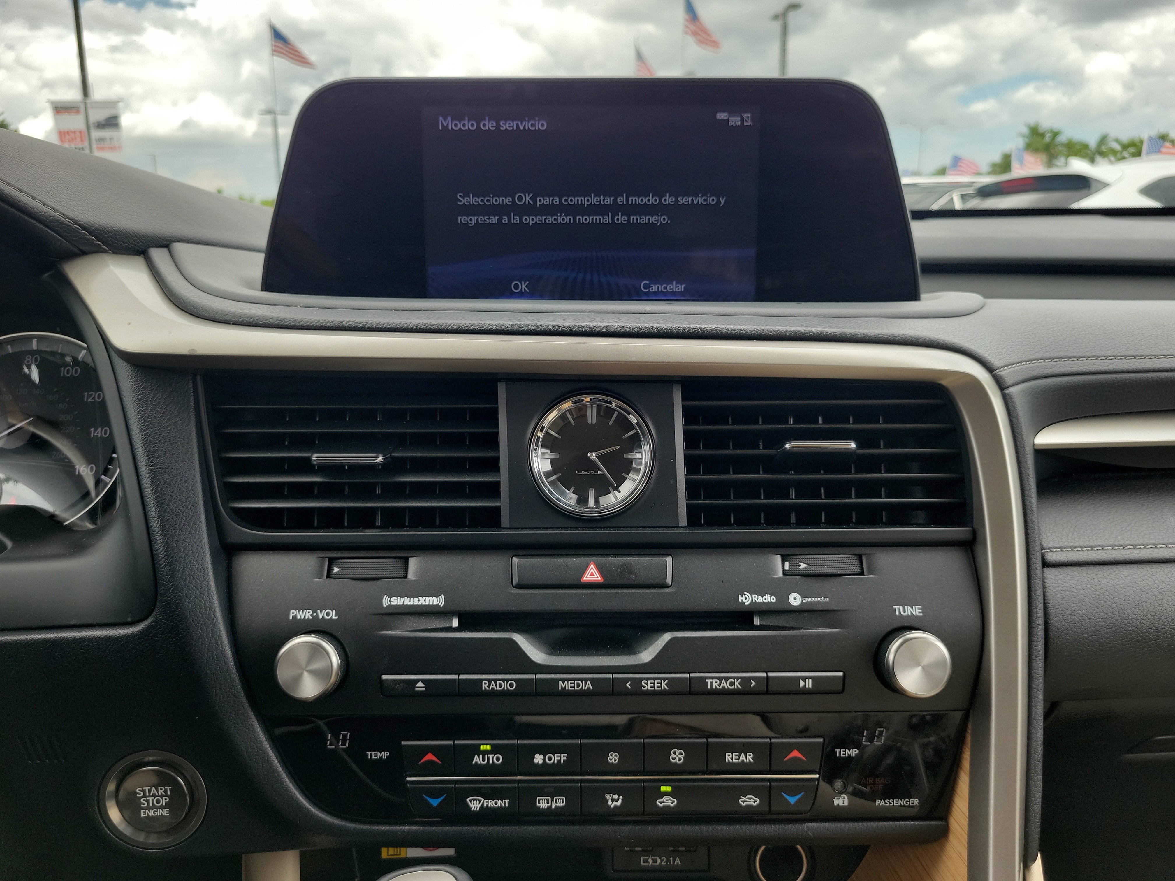 Used 2022 Lexus RX 350L FWD w/ Premium Package image 26