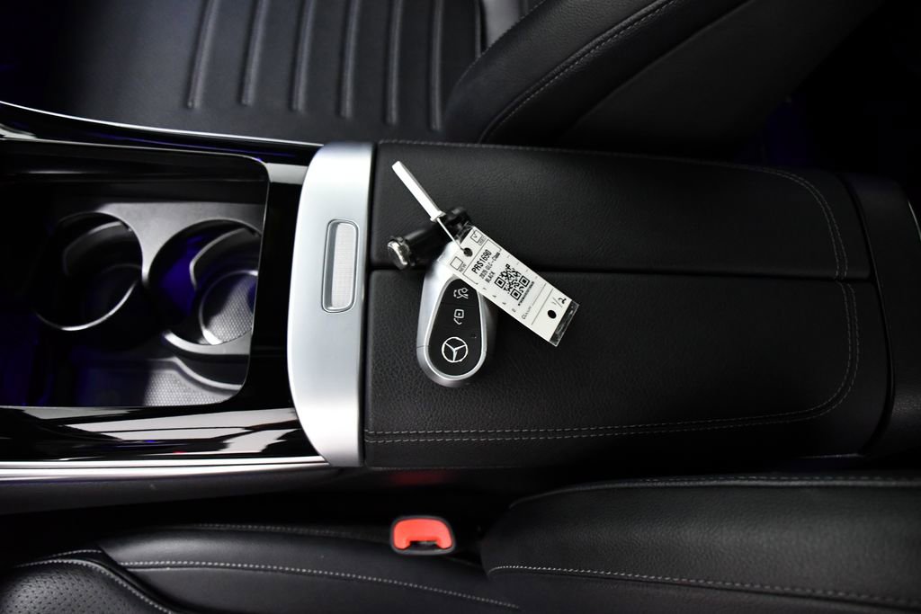 Certified 2025 Mercedes-Benz GLC 300 4MATIC image 24