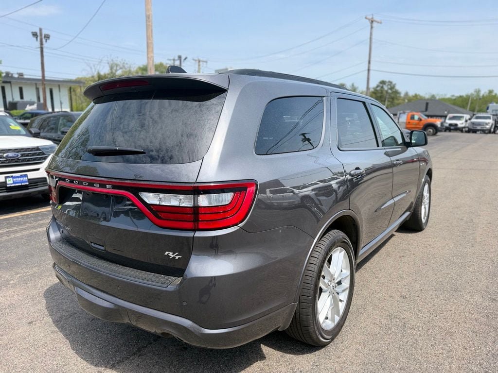 Used 2025 Dodge Durango R/T AWD/4WD image 10