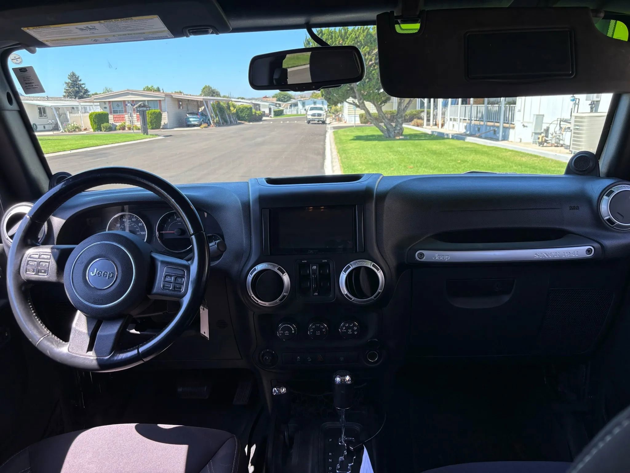 Used 2014 Jeep Wrangler Unlimited Sahara w/ Connectivity Group image 4