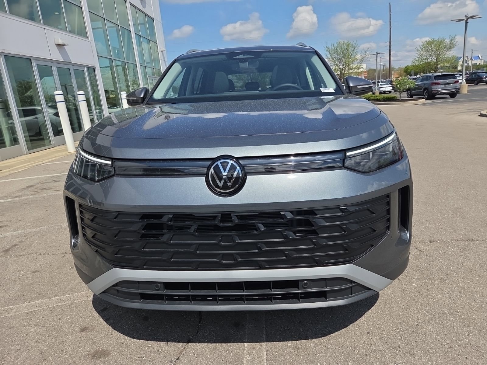 New 2026 Volkswagen Tiguan SE AWD/4WD image 12
