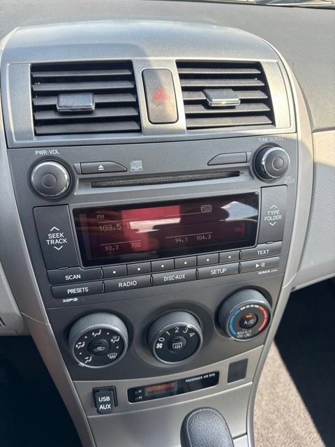 Used 2011 Toyota Corolla LE FWD image 21