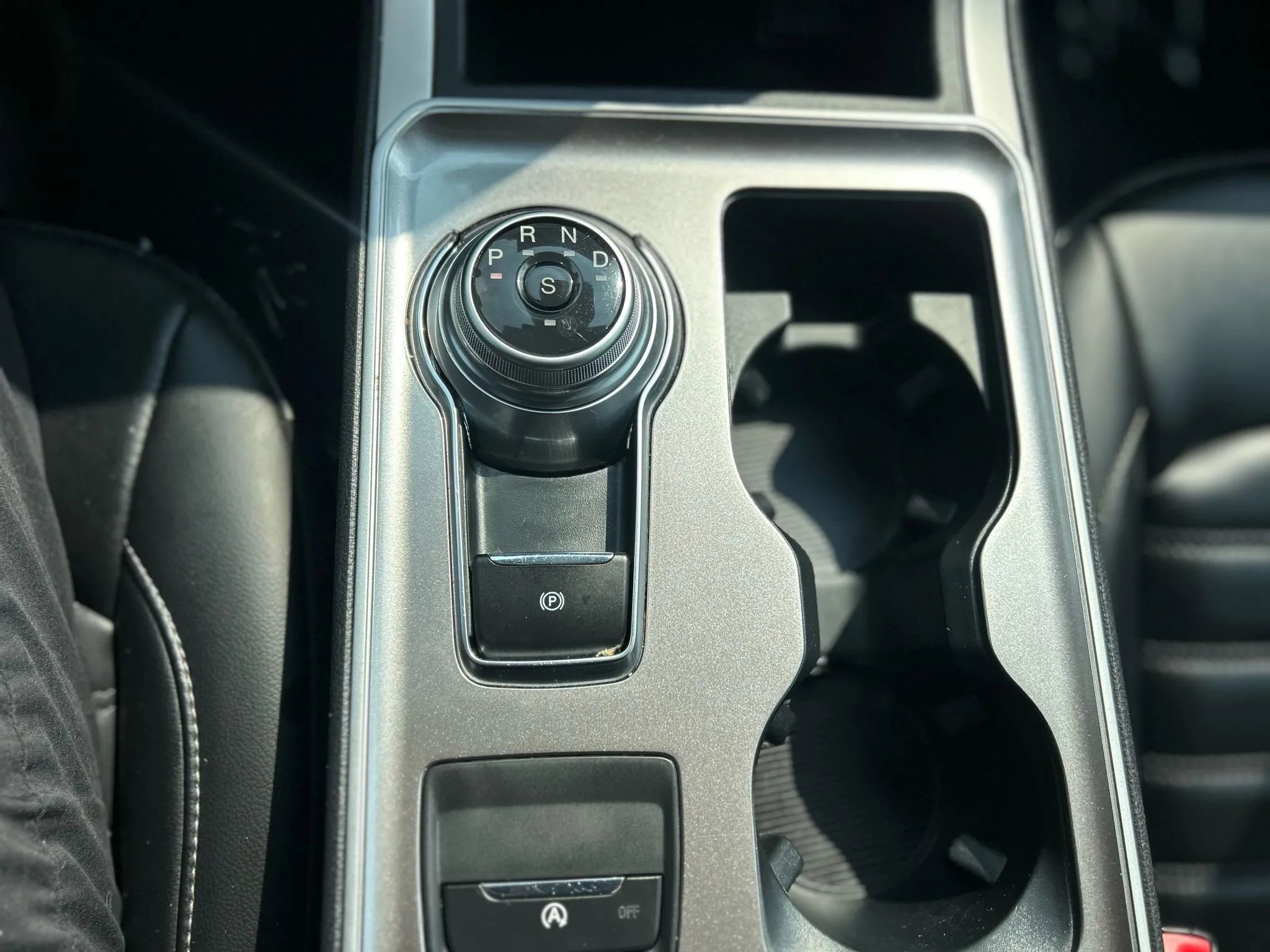 Used 2024 Ford Edge SEL image 22