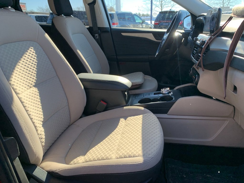 Used 2022 Ford Escape SE w/ Convenience Package image 14