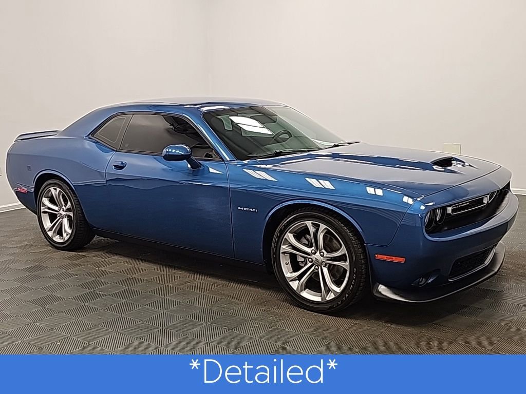 Used 2022 Dodge Challenger R/T image 3