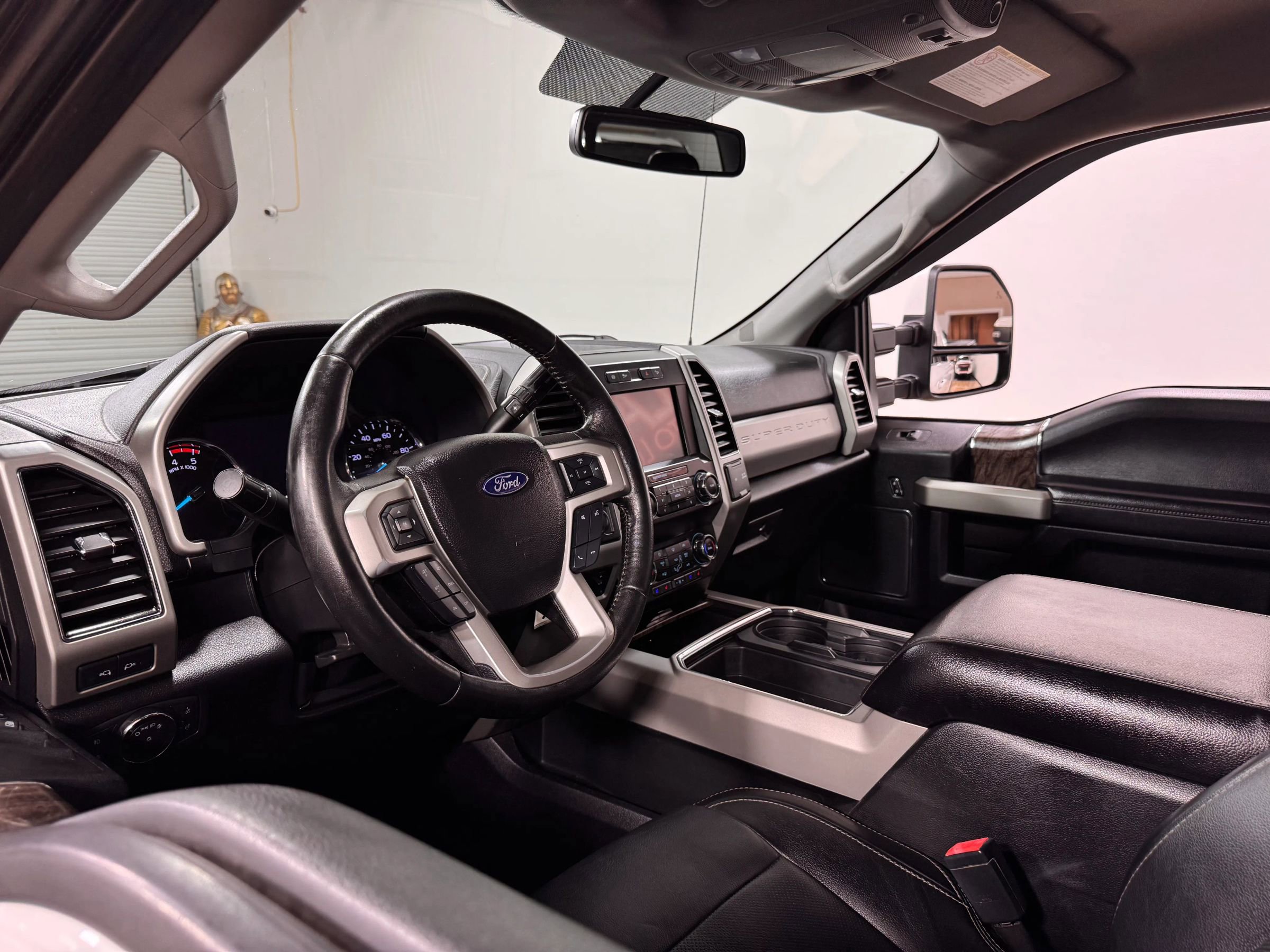 Used 2019 Ford F250 Lariat w/ Lariat Value Package AWD/4WD image 15