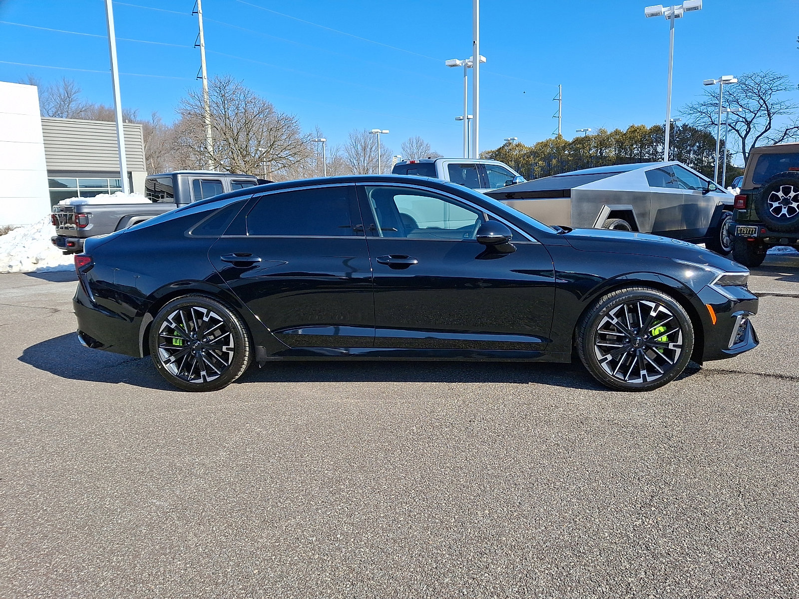 Used 2025 Kia K5 GT image 12