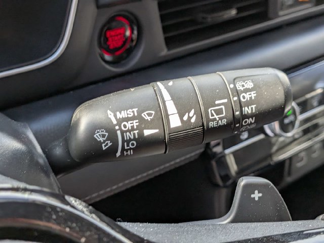 Used 2024 Honda Pilot Touring image 25