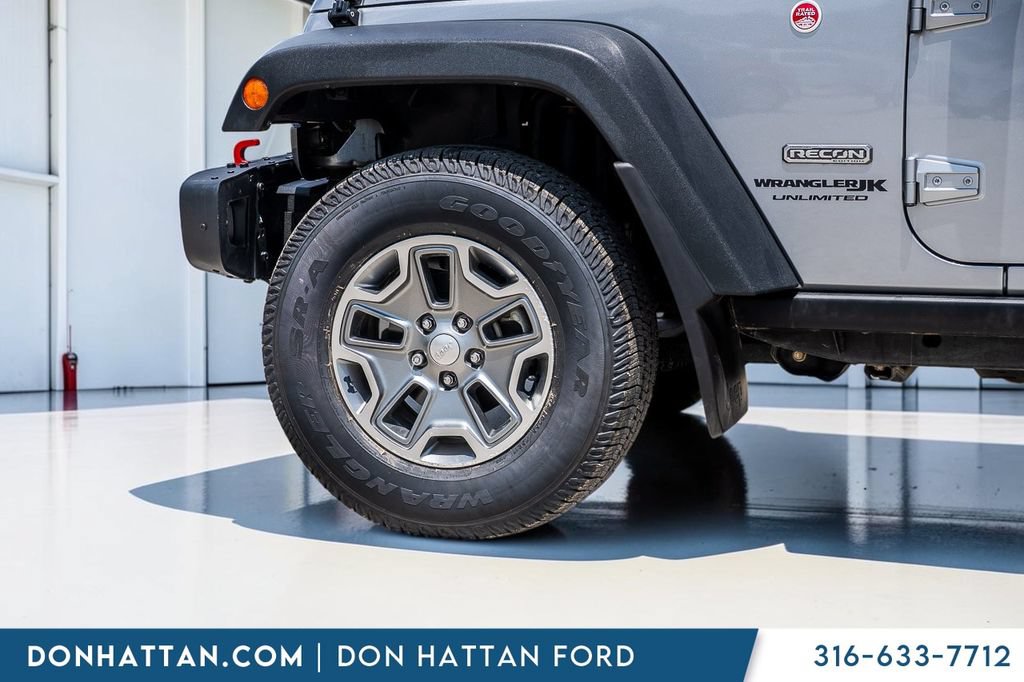 Used 2018 Jeep Wrangler Unlimited Rubicon AWD/4WD image 29