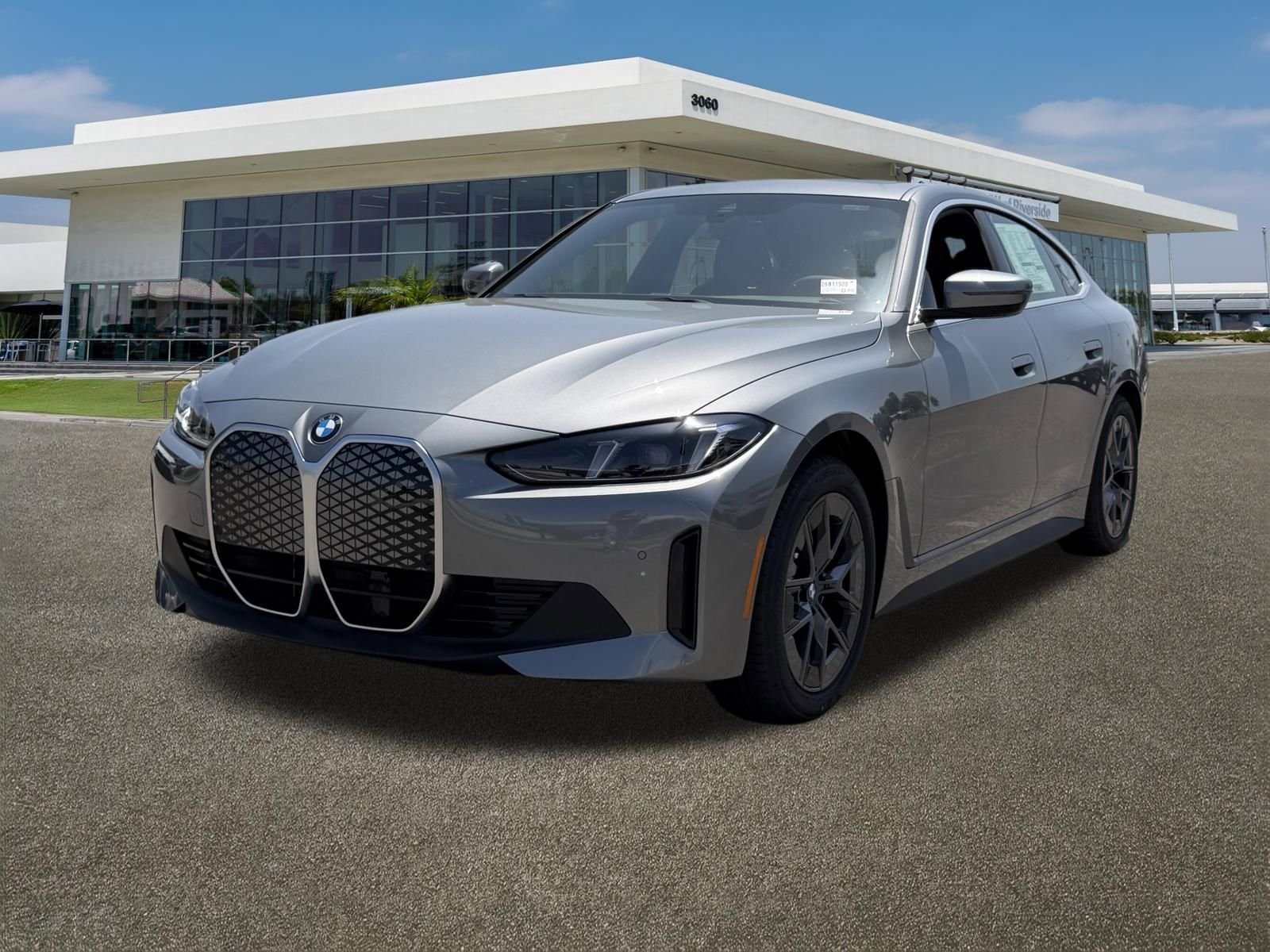 New 2026 BMW i4 eDrive40 RWD image 4