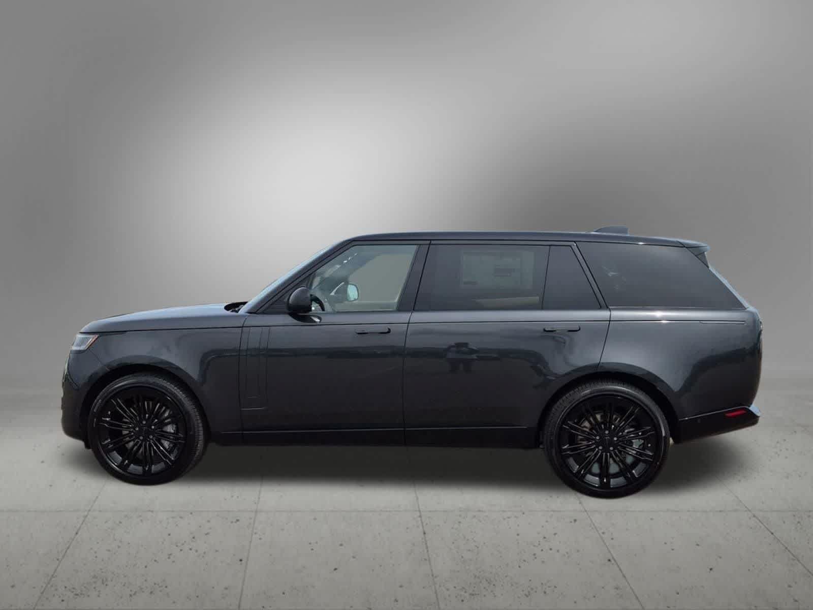 New 2026 Land Rover Range Rover Long Wheelbase SE AWD/4WD image 3