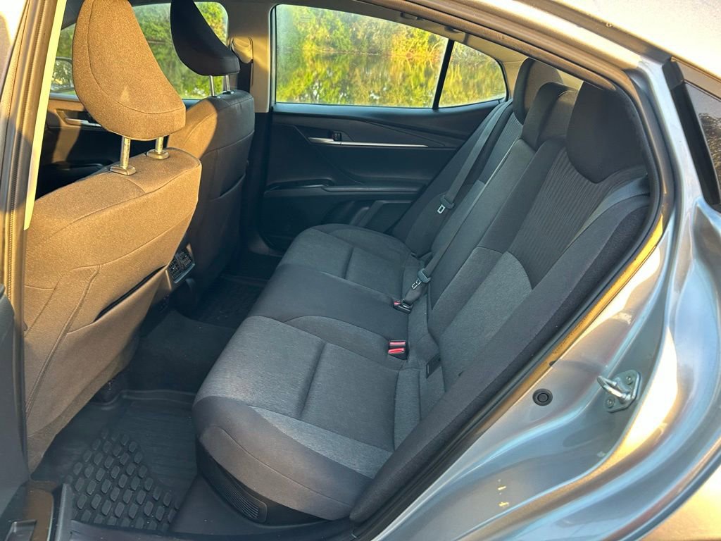 Used 2025 Toyota Camry LE w/ Convenience Package image 13