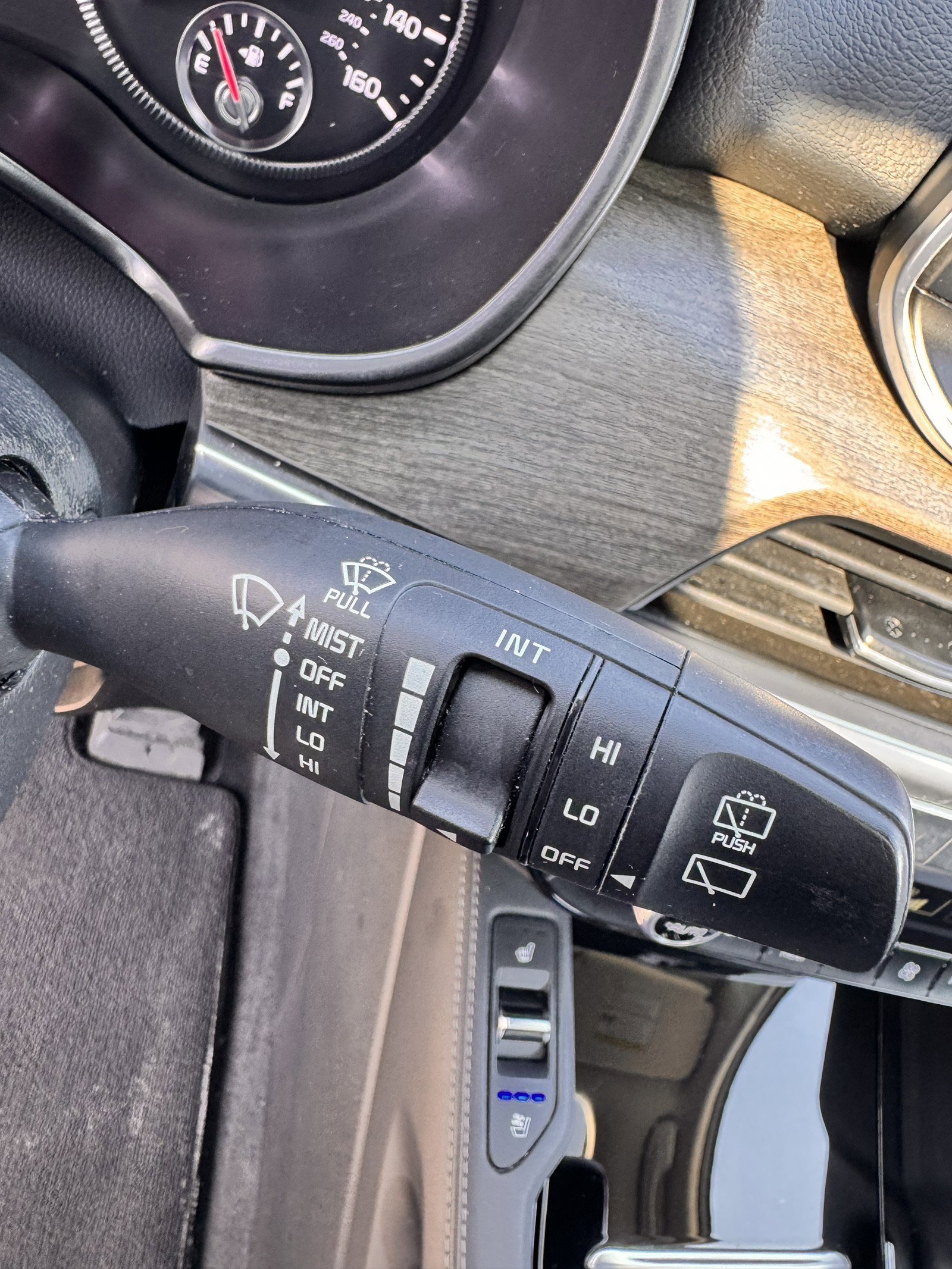 Used 2021 Kia Telluride EX w/ EX Premium Package image 21