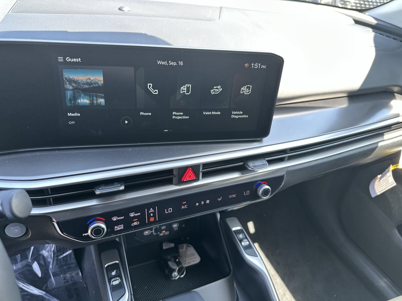 New 2026 Kia Sorento S w/ S Panoramic Sunroof Package AWD/4WD image 13