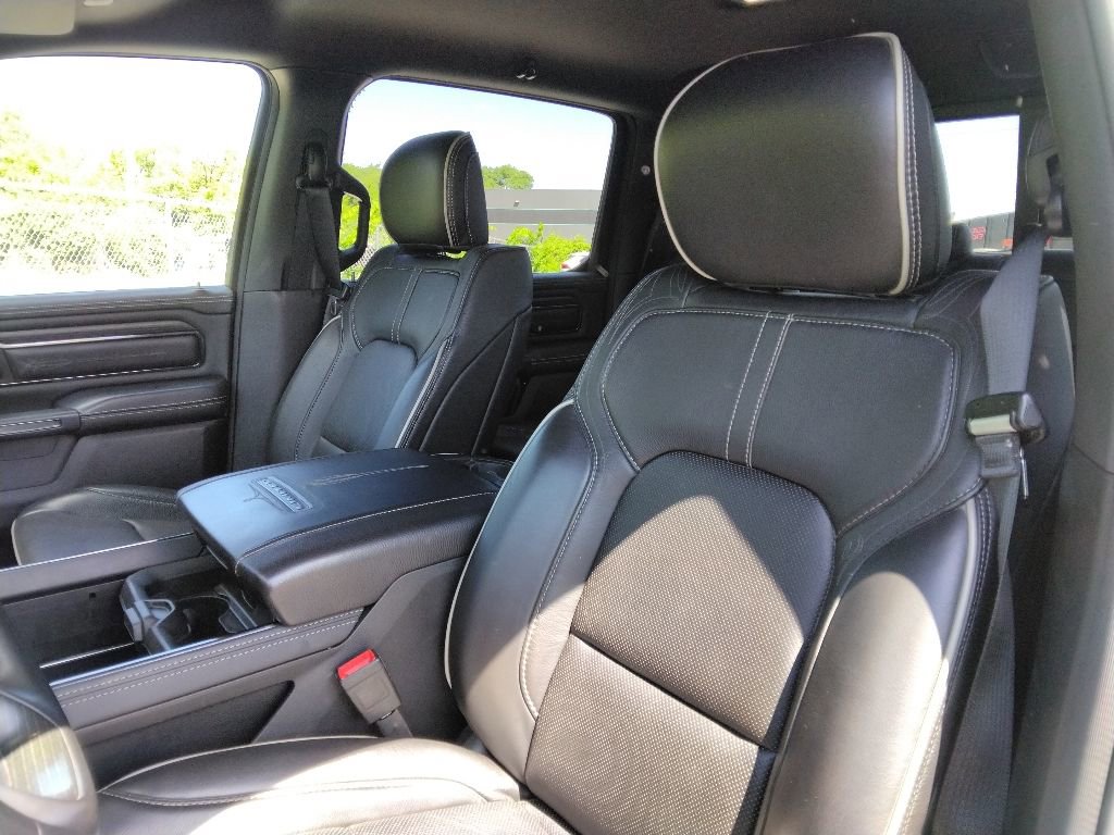Used 2022 RAM 1500 Limited w/ Night Edition AWD/4WD image 10